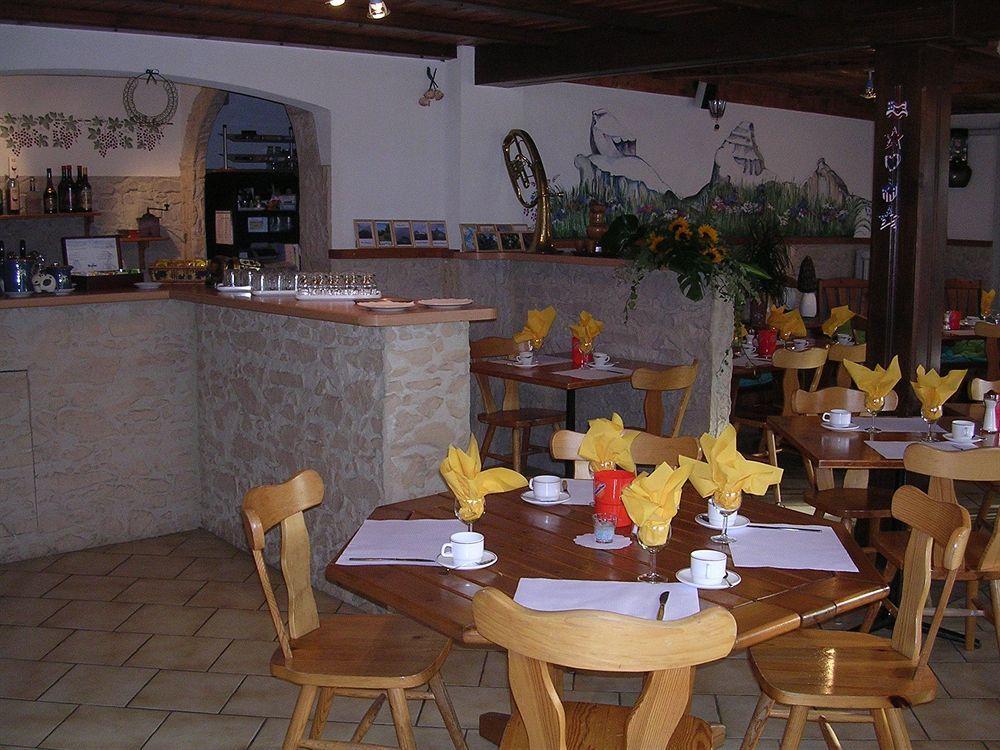 Au Bel Air Hotel Лезен Екстериор снимка
