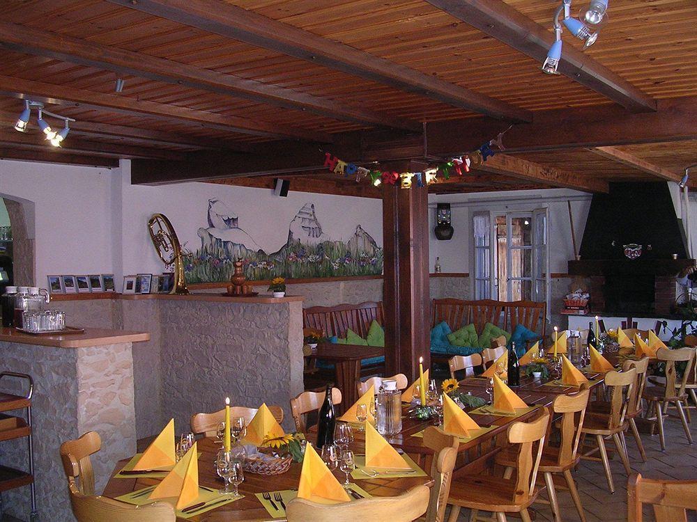 Au Bel Air Hotel Лезен Екстериор снимка